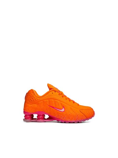 Nike Total Orange Hyper Pink sneakers