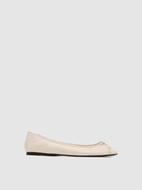 ST. AGNI Bow Ballet Flat - Parchment