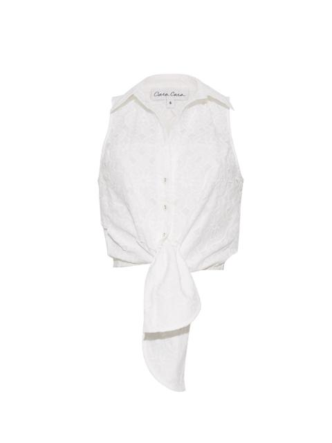 Cara Cara Highland Top
A Twist on the Classic Button-Down