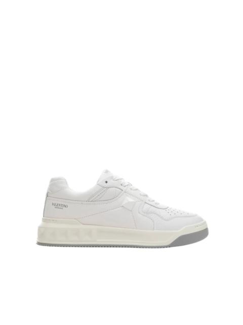 Valentino STYLISH SNEAKERS FOR TRENDY OUTFITS