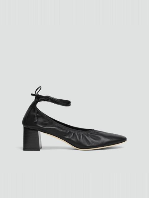 Theory Ruched Pump in Smooth Leather