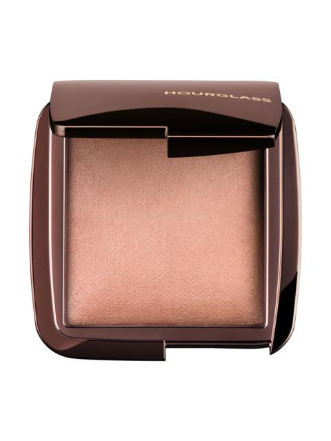 Hourglass Ambient Lighting Powder