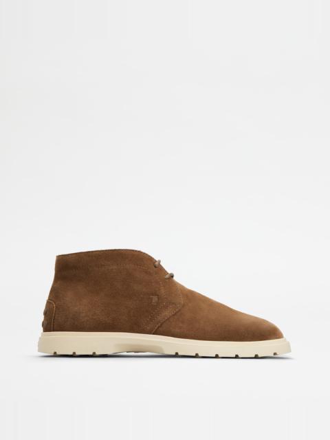 Tod's DESERT BOOTS IN SUEDE - BROWN