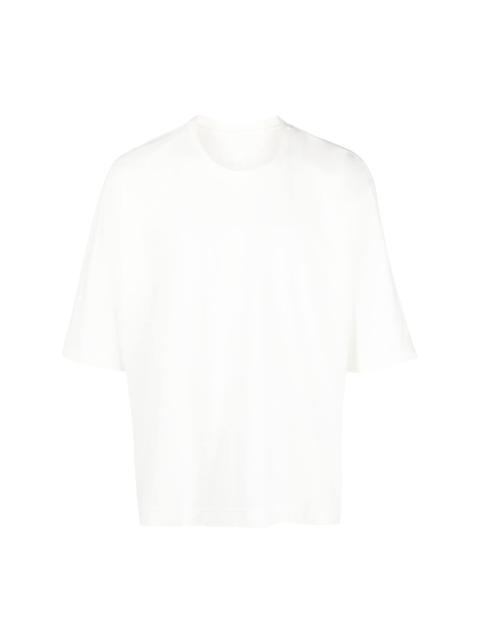 plain oversize T-shirt