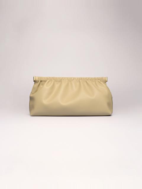 Nanushka THE BAR CLUTCH - Vegan nappa clutch - Pebble