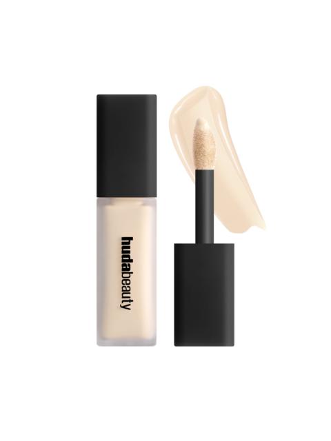 Huda Beauty #FauxFilter Luminous Matte Buildable Coverage Crease Proof Concealer