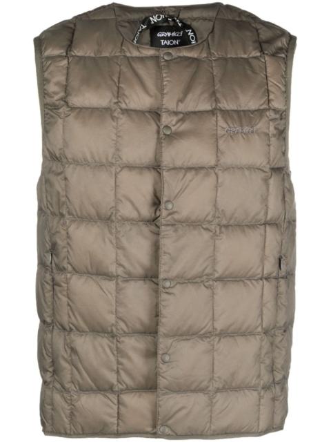 GRAMICCI logo-embroidered padded gilet