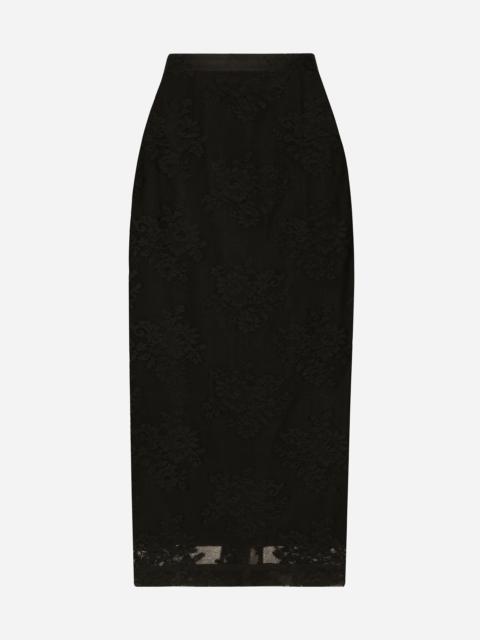 Lace pencil skirt with slit