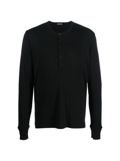 button-placket long-sleeved T-shirt