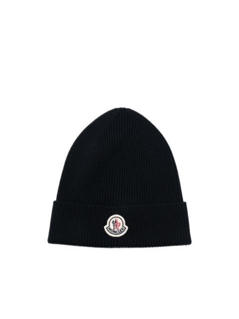 Moncler logo-patch ribbed-knit beanie hat