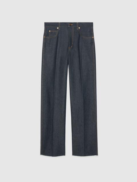 Denim pant with label