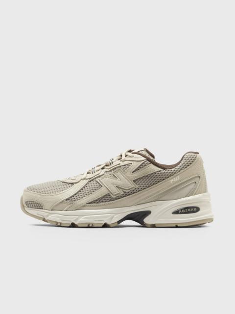 New Balance 740