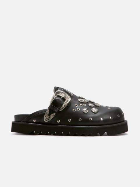 TOGA VIRILIS EYELET METAL SABOT