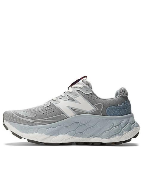 New Balance 새로운 균형 신선한 거품 X 더 트레일 v3 회색의 날