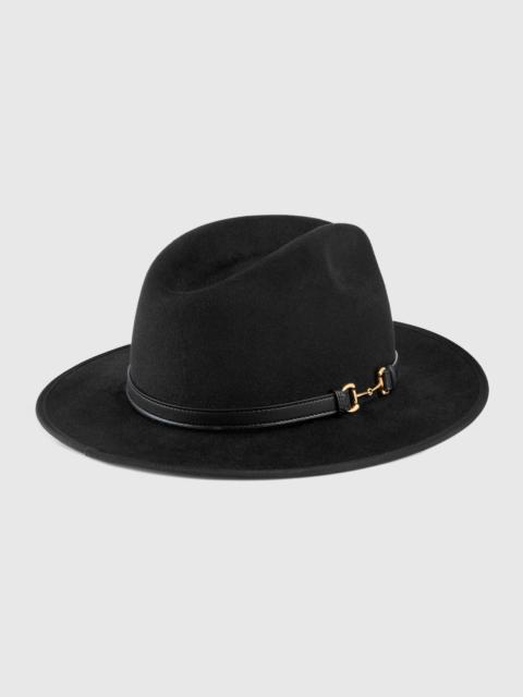 GUCCI Felt hat with leather detail