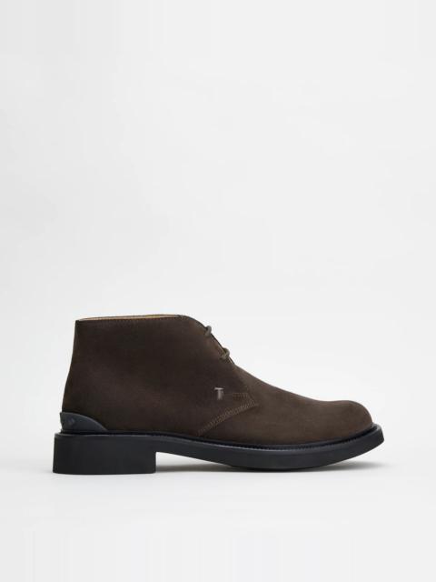 Tod's DESERT BOOTS IN SUEDE - BROWN