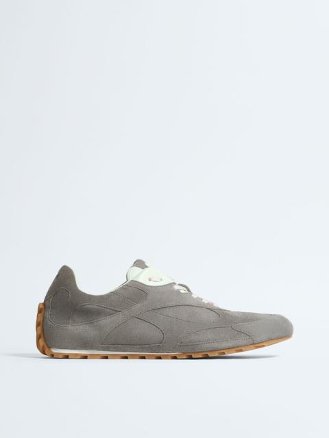 Orbit Flash Sneaker