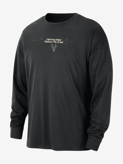 Nike Milwaukee Bucks Courtside Men's Nike NBA Max90 Long-Sleeve T-Shirt
