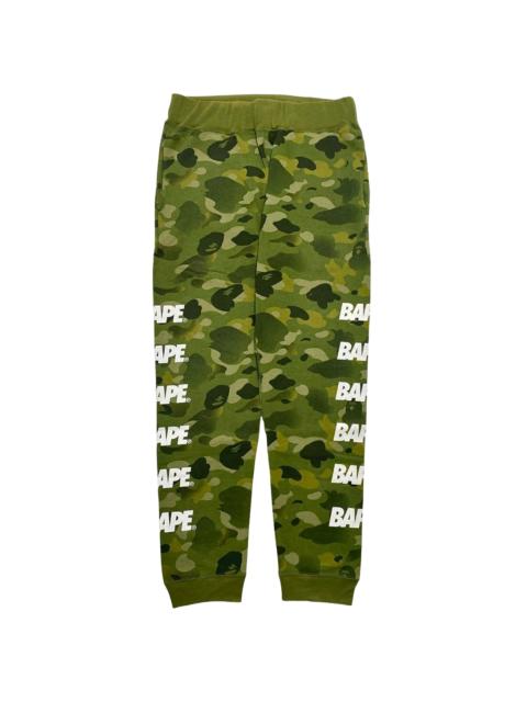 A BATHING APE® Side Logo Camo Sweatpants "Green Camo" 001PTE301015X GREEN