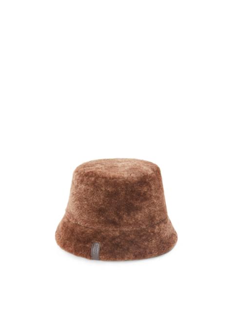 Bucket hat in shearling