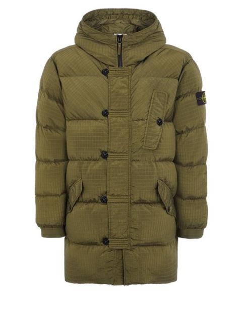 Stone Island 71432 MACRO RIPSTOP NYLON METAL IN ECONYL® REGENERATED NYLON DOWN-TC OLIVE GREEN