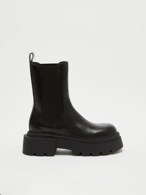 Max Mara Leather Chelsea boots