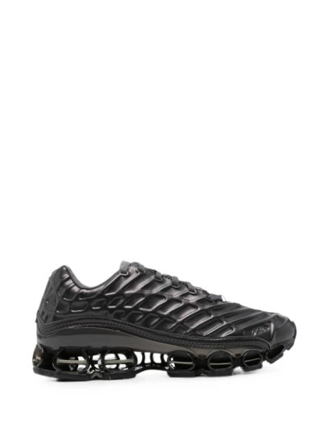 adidas Adidas Embossed-panel Sneakers