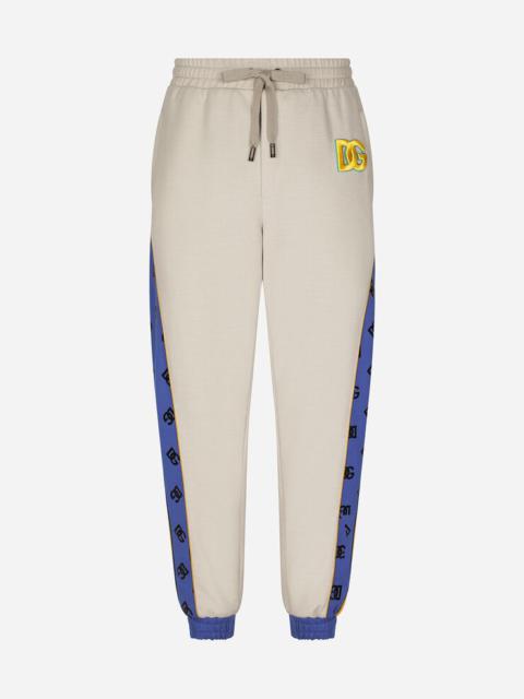Jogging pants with embroidered DG patch and print