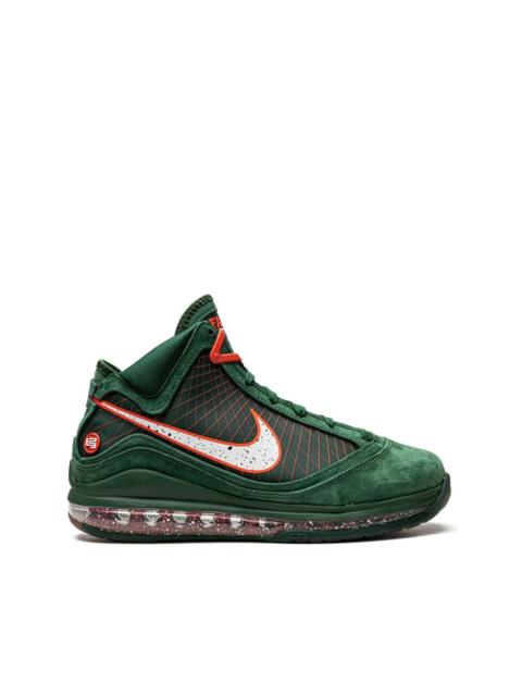 LeBron 7 "Famu" sneakers