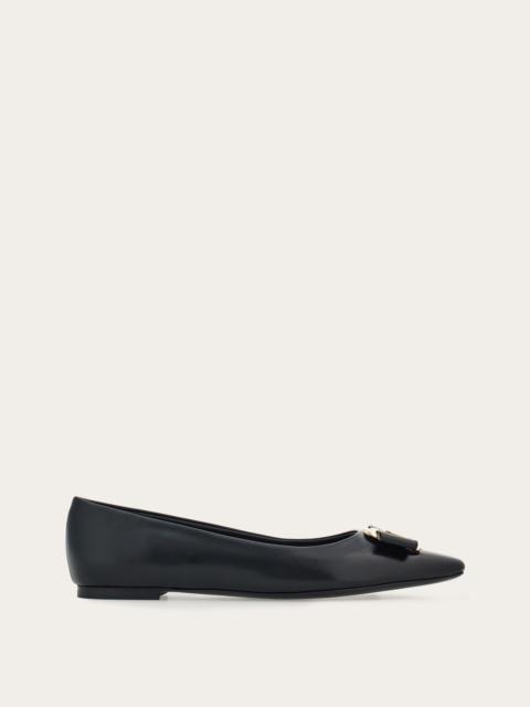 FERRAGAMO New Vara plate ballet flat