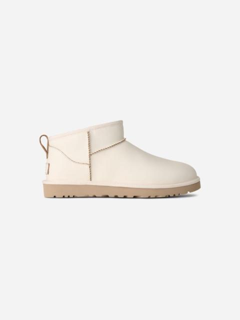UGG ® Men's Classic Ultra Mini Contrast in Jasmine/White Pepper