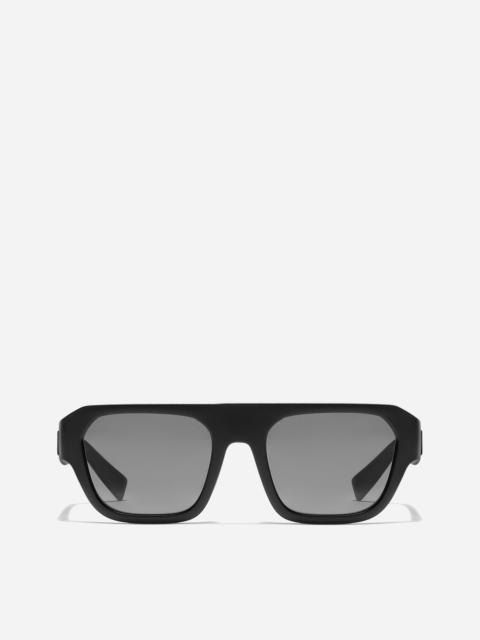 Dolce & Gabbana DG Crossed Sunglasses