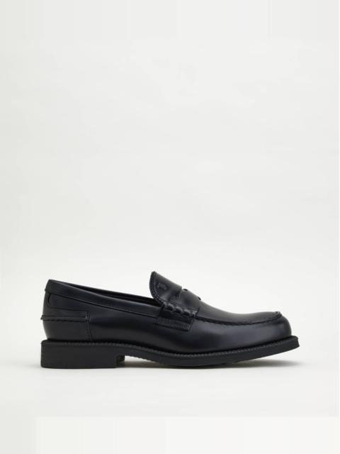 Tod's LOAFERS IN LEATHER - BLACK