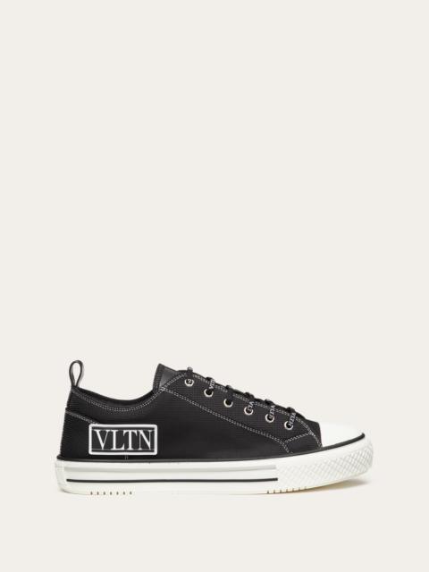 GIGGIES LOW-TOP FABRIC SNEAKER