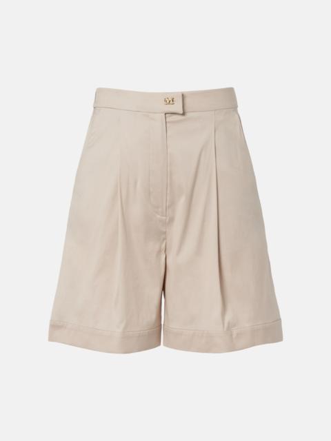 Max Mara Medeola pleated cotton-blend Bermuda shorts