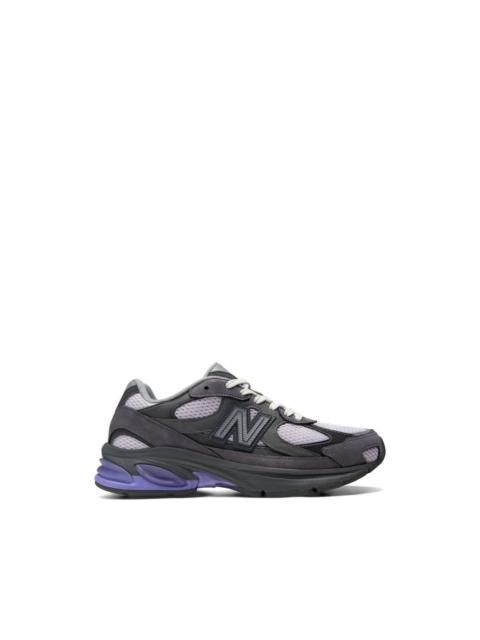 New Balance 2010 panelled sneakers