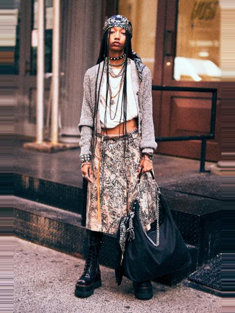 R13 OVERSIZED CROSSOVER SHORT