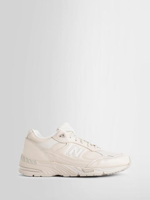 NEW BALANCE UNISEX OFF-WHITE SNEAKERS