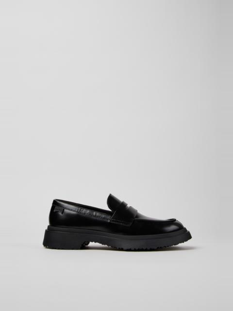 CAMPERLAB Black Leather Moccasins for Women.