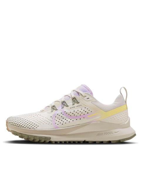 Nike (WMNS) Nike Pegasus Trail 4 'Tan' FZ5060-095