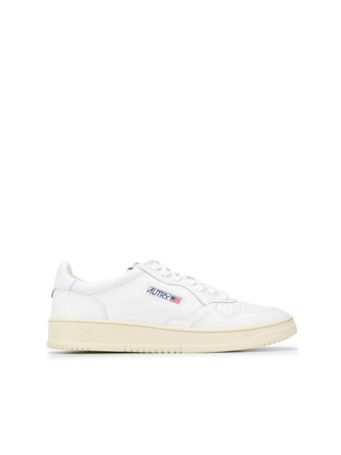 AUTRY Medalist Low "White" sneakers