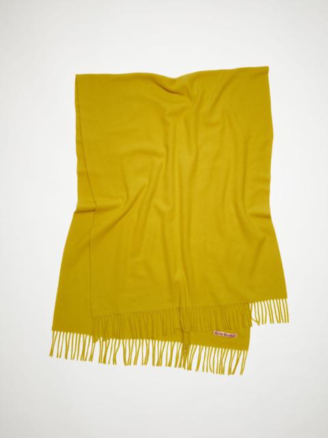 Acne Studios Fringe wool scarf - oversized - Acid yellow