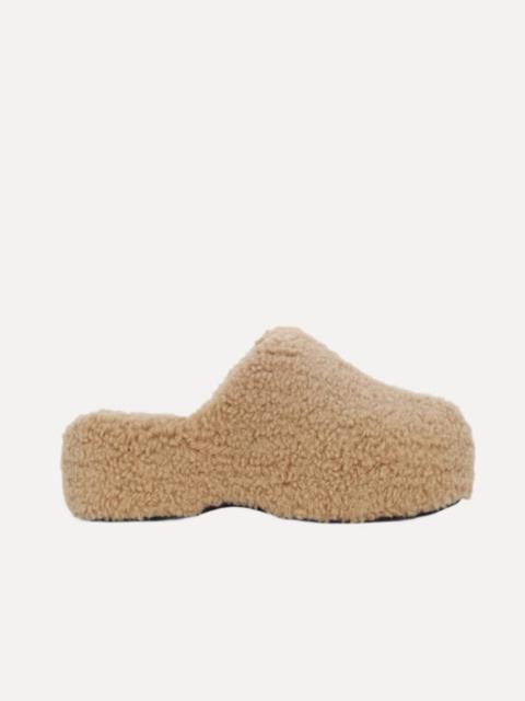 SIMONMILLER Bubble Clog in Caramel Shearling