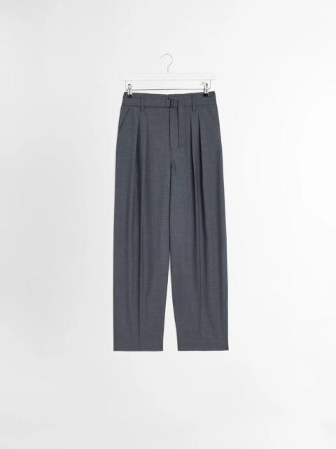 BELTED PLEATED PANTS