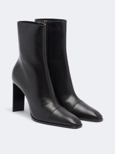 SAINT LAURENT Venetia leather ankle boots
