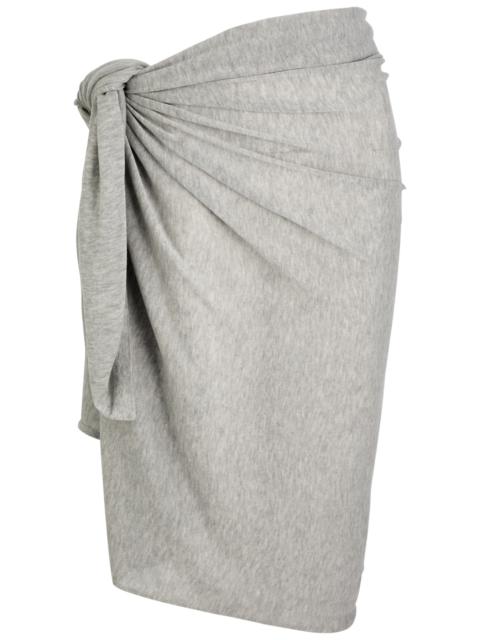 Fine-knit sarong