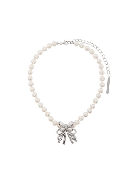 SHUSHU/TONG White Pearl Butterfly Flower Necklace