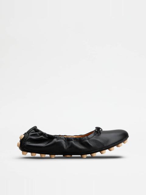 Tod's BUBBLE BALLERINAS IN LEATHER - BLACK, OFF WHITE