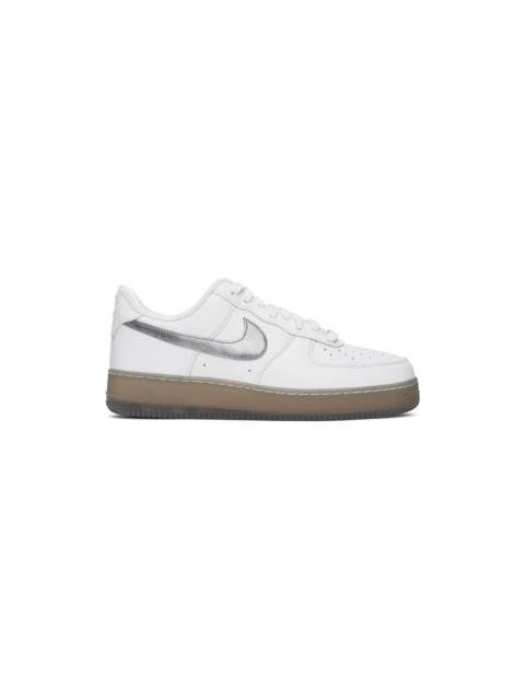 Nike AIR FORCE 1 '07 프리미엄 화이트 메탈릭'
