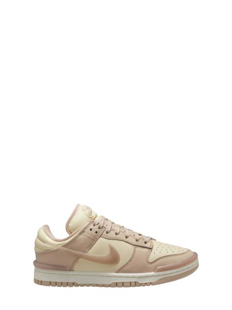 Dunk Low Twist Sneaker in Coconut Milk/Sand Drift/Pink